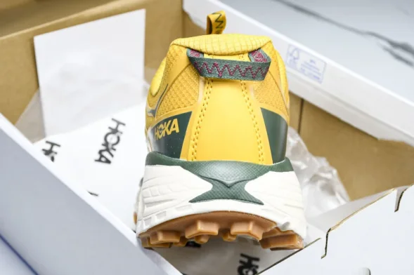 Hoka Mafate Three 2 1141572 GLW  
