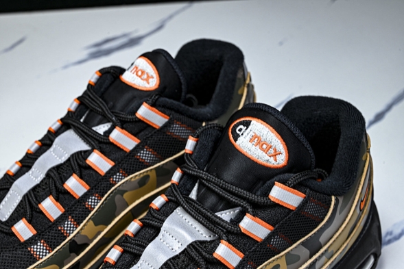 Nike Air Max 95 HQ1973-001 