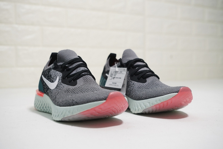 Nike Epic React Flyknit AQ0067-010