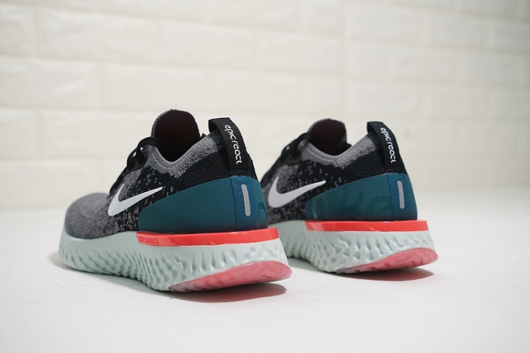 Nike Epic React Flyknit AQ0067-010