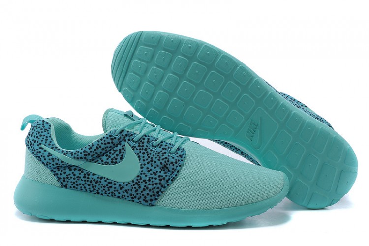 Nike Roshe Run Customs