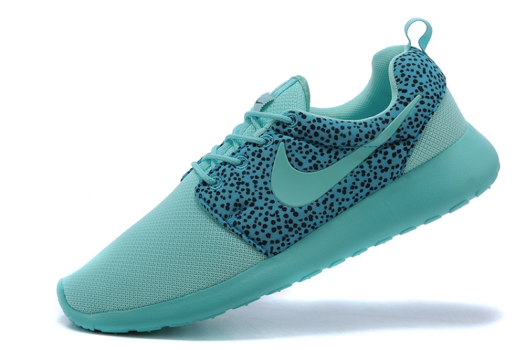 Nike Roshe Run Customs