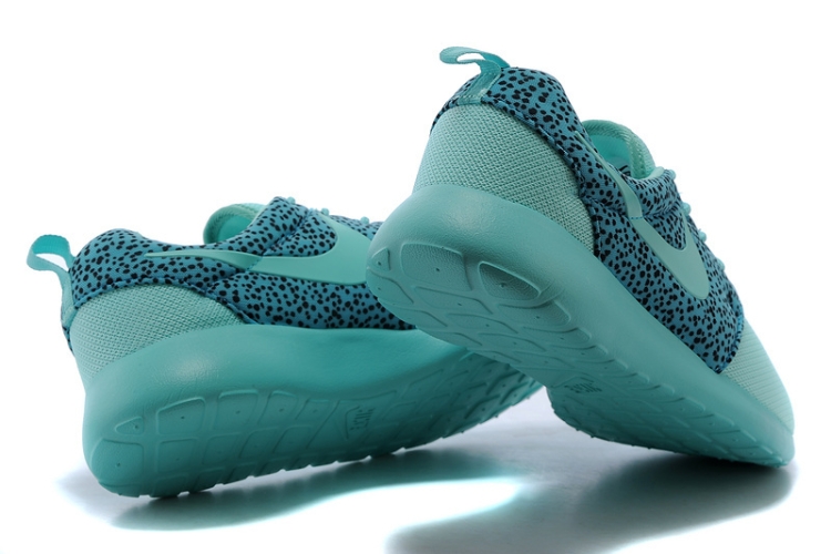 Nike Roshe Run Customs