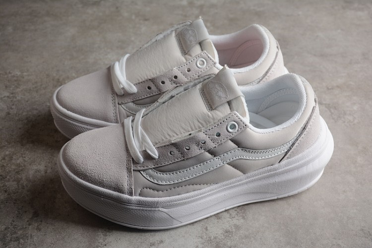 Vans Old Skool Overt CC VN0A7Q5ELGX