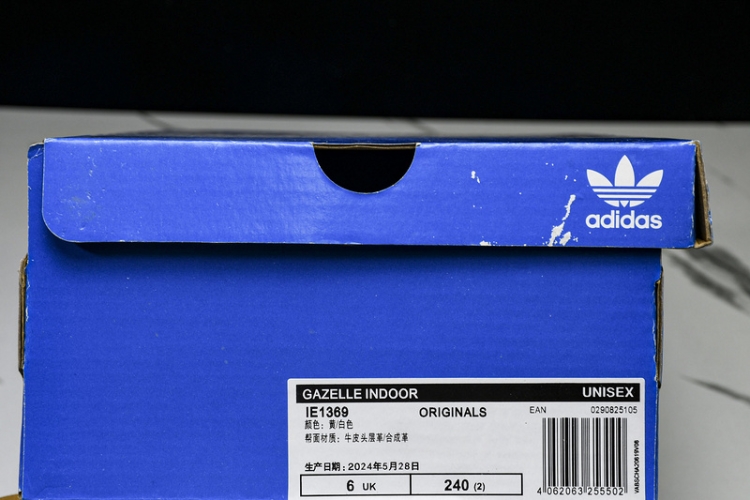  Adidas Samba Classic IE6369