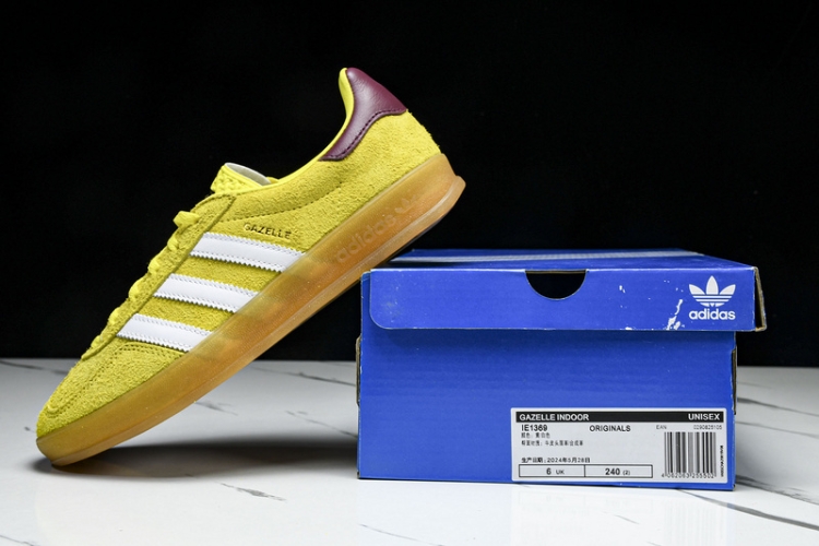  Adidas Samba Classic IE6369
