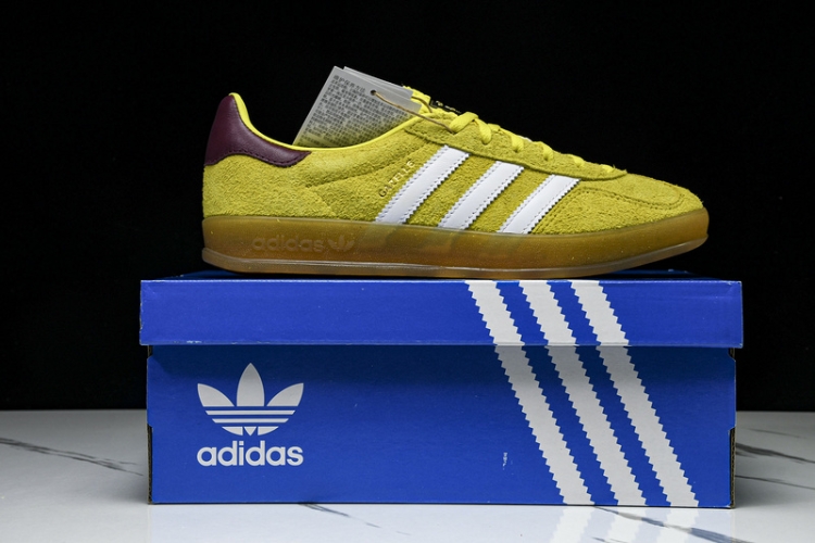  Adidas Samba Classic IE6369
