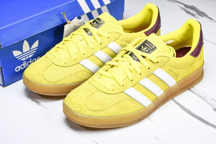 Adidas Samba Classic IE6369