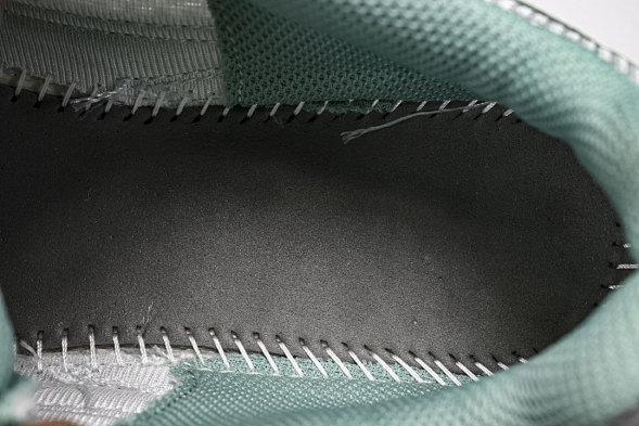 New Balance 204 U204LKTA 