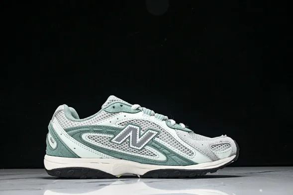 New Balance 204 U204LKTA 