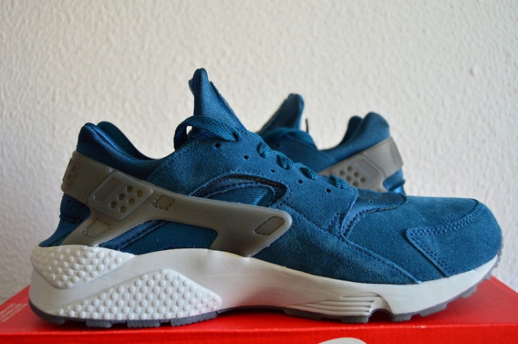 NIKE AIR HUARACHE RUN ULTRA ID “Force Blue” 318429-403