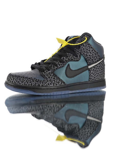 Black Sheep x Nike SB Dunk High “Black Hornet”