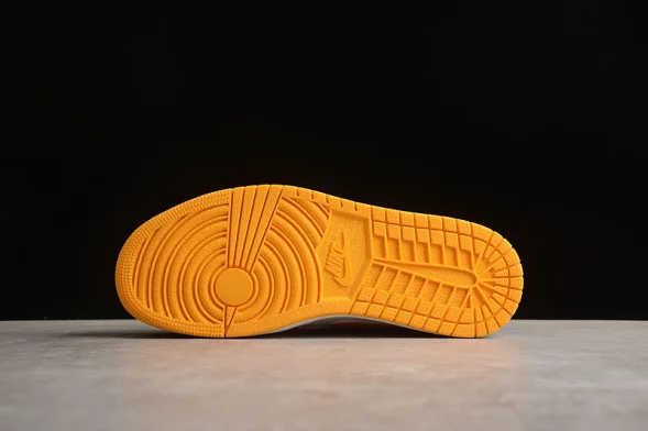 Nike Air Jordan 1 low 553558-70 