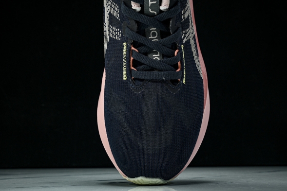 Asics Novablast 5 1012B765-400 