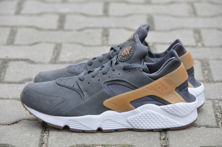 NIKE AIR HUARACHE RUN ULTRA ID “Anthracite Brown” 318429-09