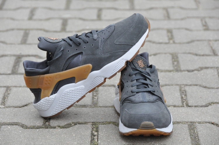 NIKE AIR HUARACHE RUN ULTRA ID “Anthracite Brown” 318429-09