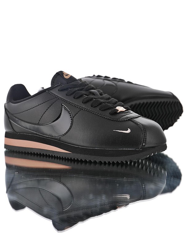 Nike Classic Cortez  Premium “Black pink” 905614-010 