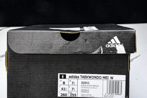 KITH x adidas Taekwondo Mei JQ3012 