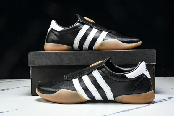 KITH x adidas Taekwondo Mei JQ3012 