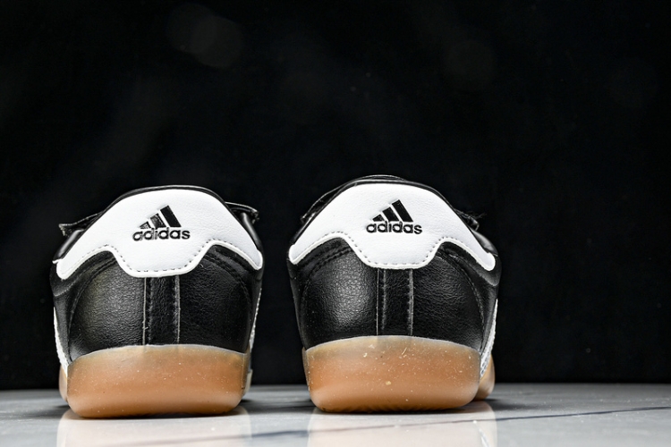 KITH x adidas Taekwondo Mei JQ3012