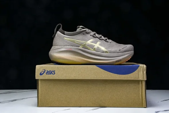 Asics Gel-Nimbus 27 1012B816-020  