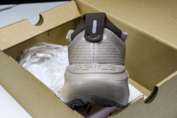 Asics Gel-Nimbus 27 1012B816-020 