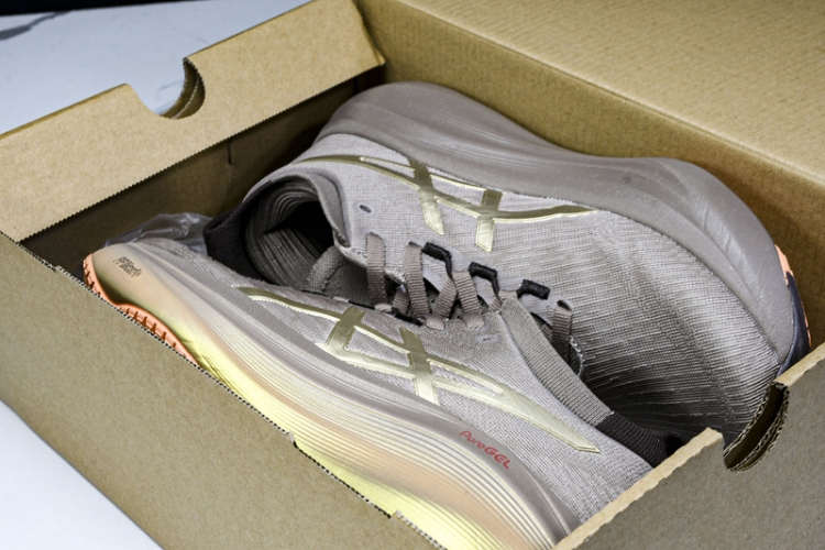 Asics Gel-Nimbus 27 1012B816-020 