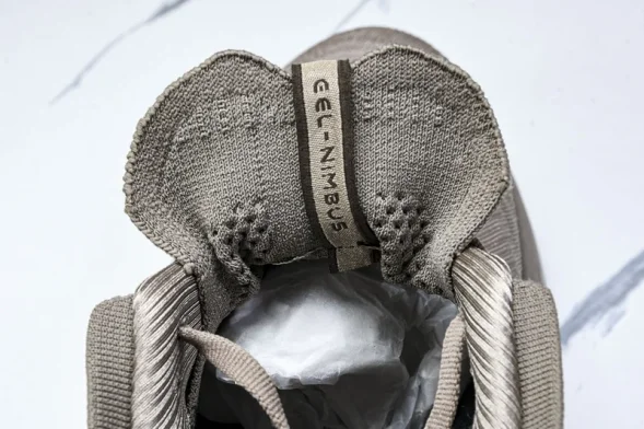 Asics Gel-Nimbus 27 1012B816-020  