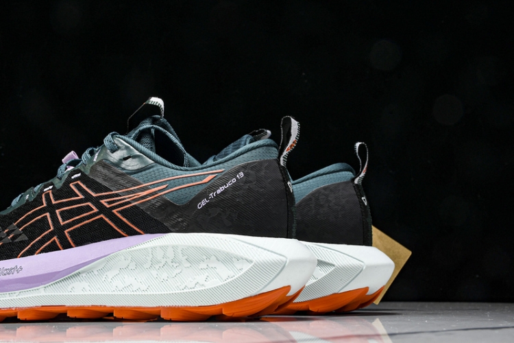 Asics Gel-Trabuco 13 1012B768-001