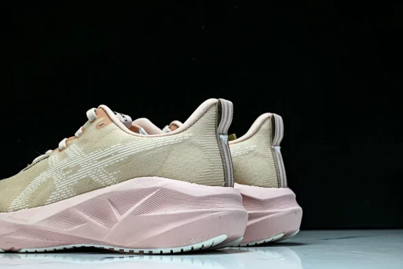 Asics Novablast 5 1012B765-700 