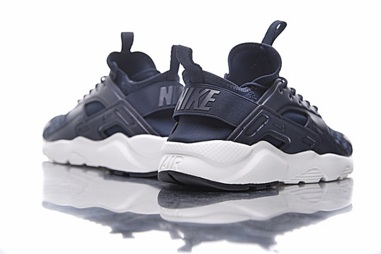 NIKE AIR HUARACHE RUN ULTRA ID 762826-882