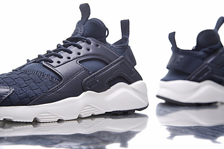 NIKE AIR HUARACHE RUN ULTRA ID 762826-882