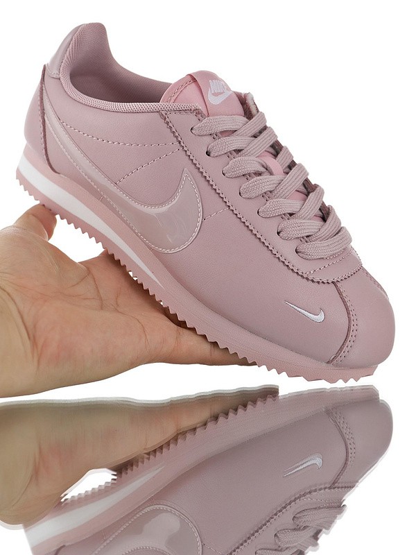 Nike Classic Cortez Premium “Plum Chalk White” 9056