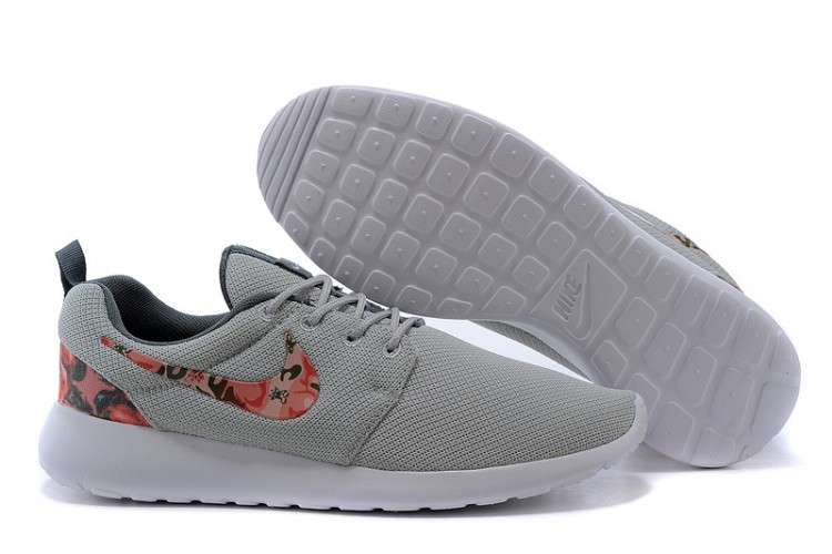 Nike Roshe Run Customs