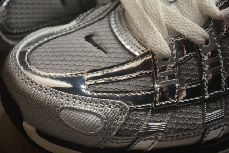  Nike P-6000 CN0149-001