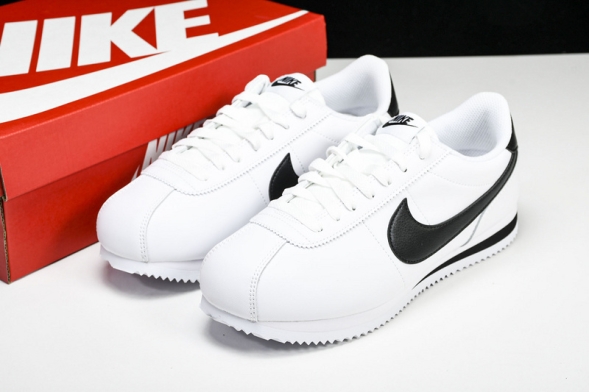 Nike Cortez Classic DM4044 105 