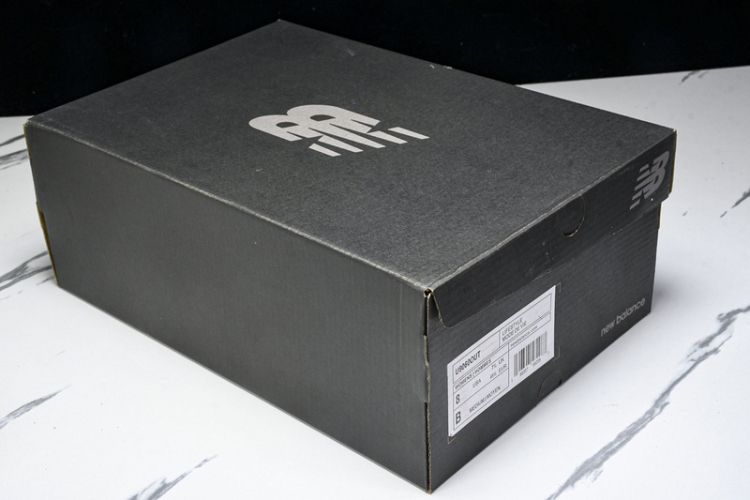  New Balance 9060 U9060OUT