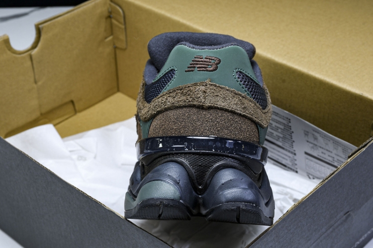  New Balance 9060 U9060OUT