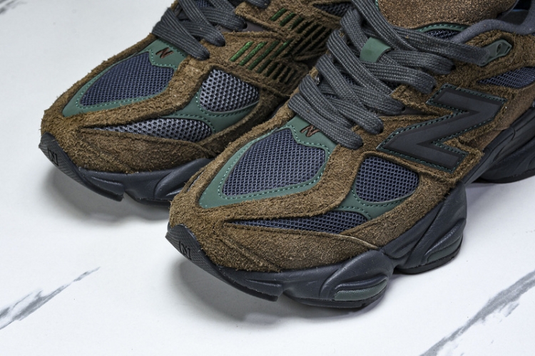  New Balance 9060 U9060OUT