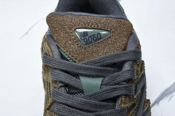 New Balance 9060 U9060OUT 