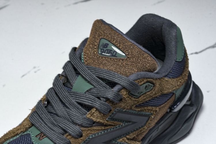  New Balance 9060 U9060OUT
