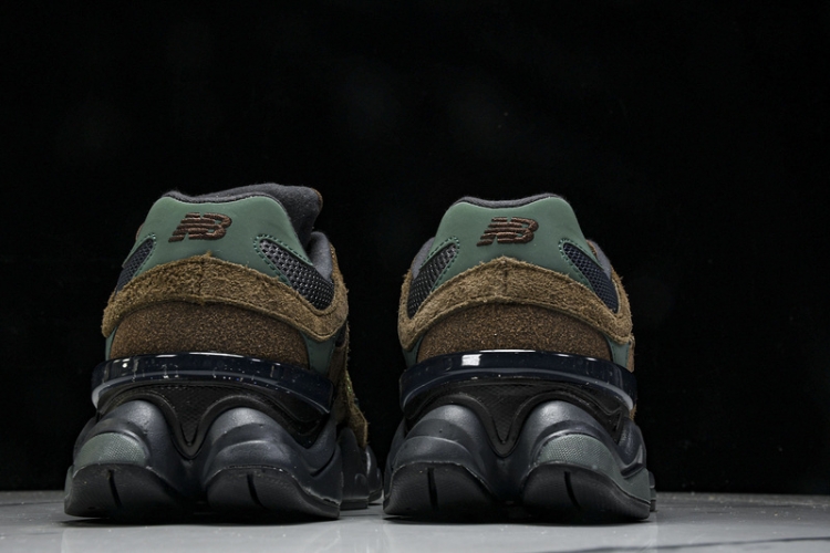  New Balance 9060 U9060OUT