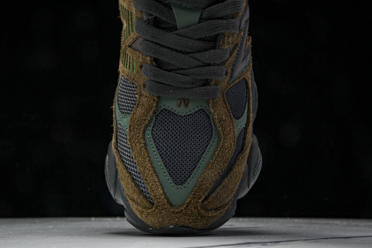  New Balance 9060 U9060OUT