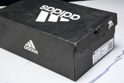 KITH x adidas Taekwondo Mei JR2646