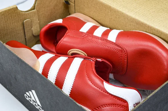 KITH x adidas Taekwondo Mei JR2646  