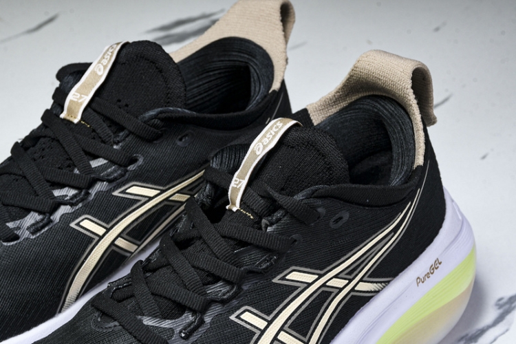 Asics Gel-Nimbus 27 1012B753-003 