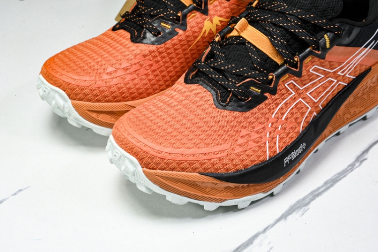 Asics Gel-Trabuco 13 1011B973-800