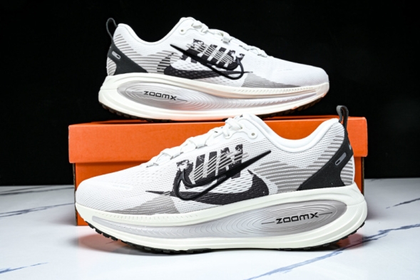 Nike Air ZoomX Vomero 18 RUN IB5726-100 