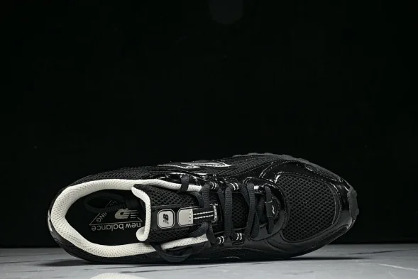 New Balance 204 U204LMRA 