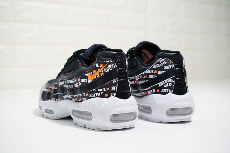 Nike air max 95 “Just Do It” logo